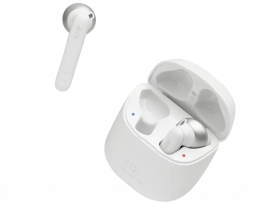 JBL Tune 220TWS (Imagem: divulgação/JBL)