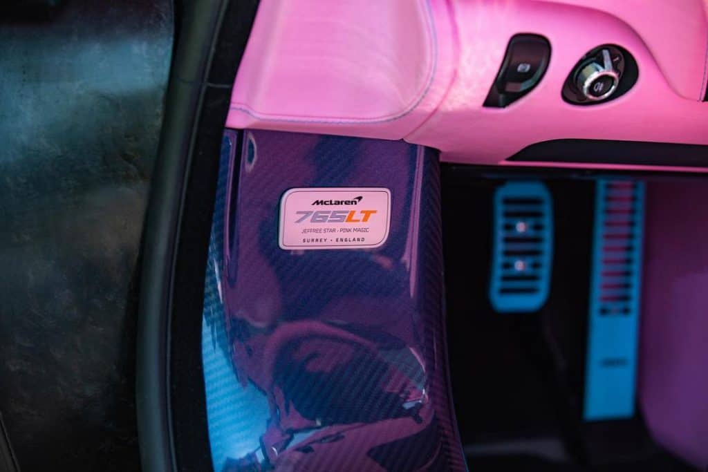 Detalhe do pedal da Pink Magic