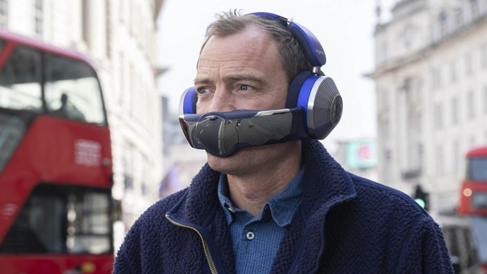 Dyson Zone deixa o usuário parecido com o Bane 