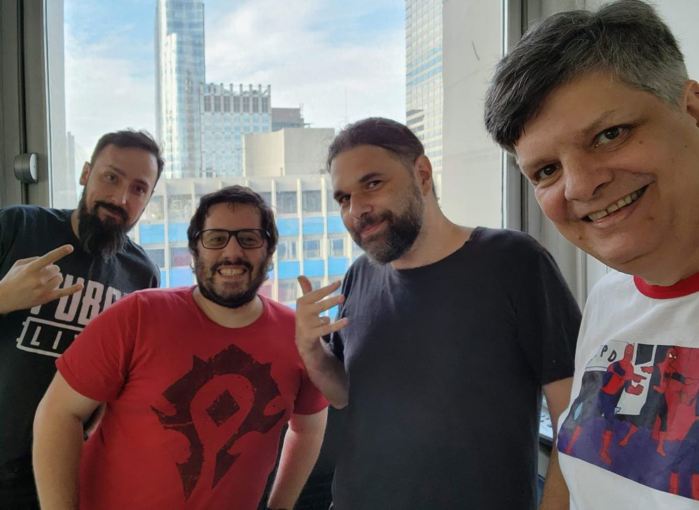 Selfie de grupo tirada com o S22 Ultra