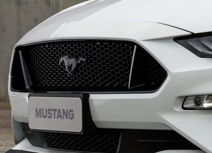 Ford Mustang: quanto custa nos EUA e no Brasil?