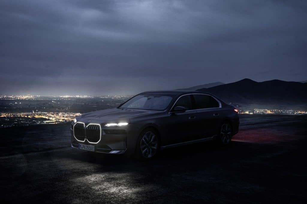BMW i7