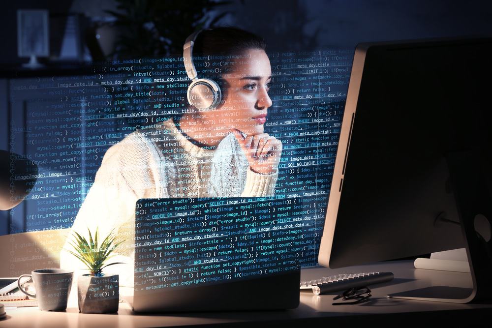 Bootcamp vai capacitar gratuitamente 10 mil mulheres desenvolvedoras