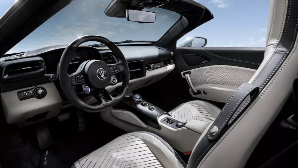 Supercarro Maserati MC20 Cielo