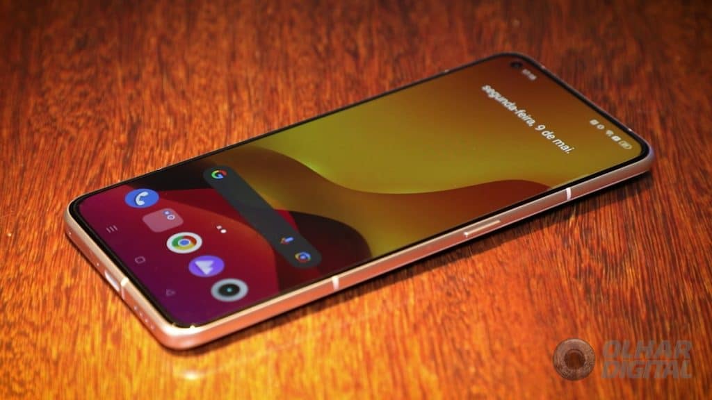 Realme GT 2 Pro (Imagem: Mario Kurth/Olhar Digital)