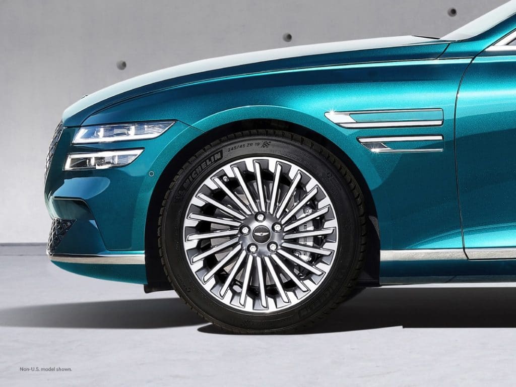 Destaque nas rodas do sedan elétrico da Genesis