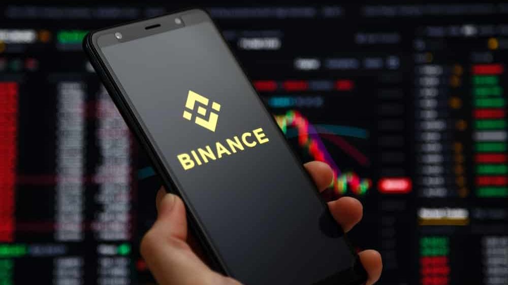 Binance é multada em 3,3 milhões de euros pelo DNB por operar ilegalmente