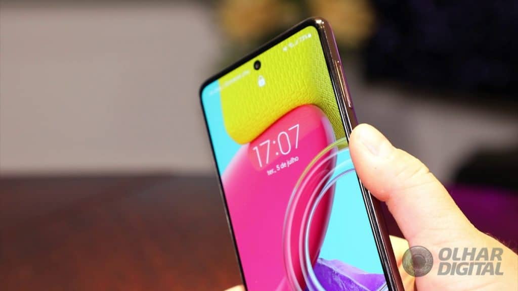 Galaxy M53 (Imagem: Mario Kurth/Olhar Digital)