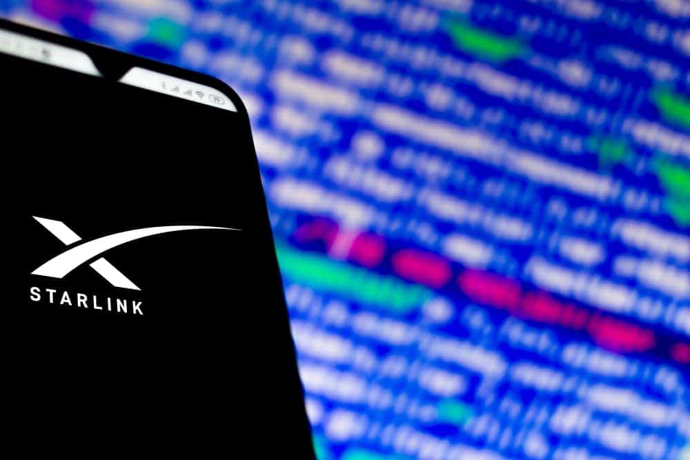 Uma "Starlink móvel" viria bem a calhar para usuários remotos que não dispõem de uma rede energética para se conectar normalmente à internet via satélite da SpaceX