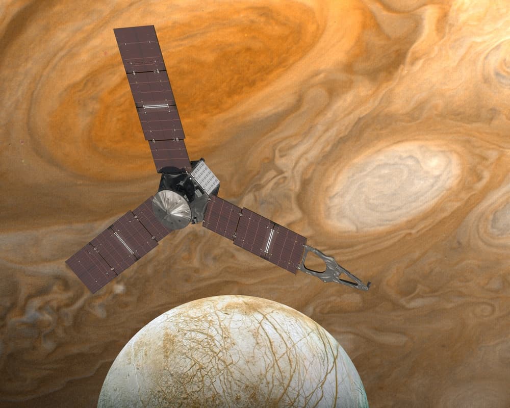 NASA fica em silêncio sobre possível “morte” de sonda que investiga Júpiter Tudo leva a crer que a sonda Juno, que investiga Júpiter e algumas das maiores luas do gigante gasoso há pouco mais de nove anos, foi aposentada pela NASA. No site oficial da missão, diz que as operações iriam até 30 de setembro. Uma semana após o fim desse prazo, nenhuma declaração foi emitida a respeito. NASA fica em silêncio sobre possível “morte” de sonda que investiga Júpiter