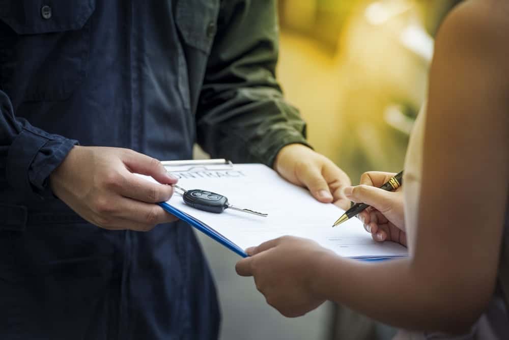 Assinar ou comprar um carro novo? Saiba o que vale mais a pena