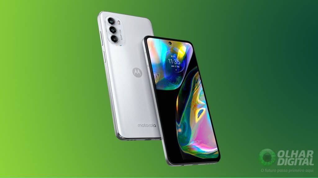 Parte frontal e traseira do smartphone Motorola G82