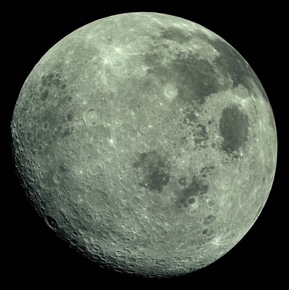 Imagem do lado oculto da Lua feita pelos astronautas da Apollo 17 