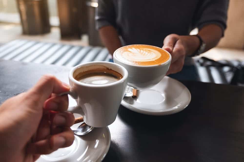 café