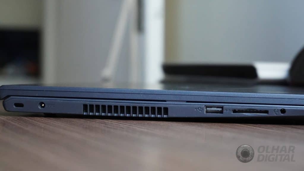Positivo Vaio FE15 2022 (Imagem: André Fogaça/Olhar Digital)