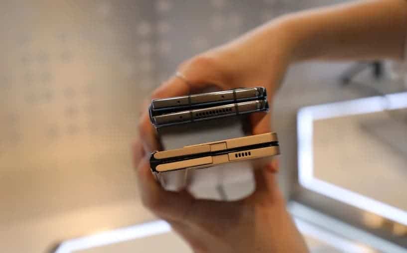 Novo conceito da Samsung ao lado de um Z Fold 4