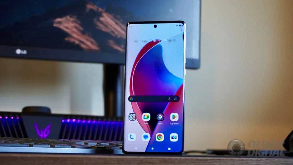 Motorola Edge 30 Ultra (Imagem: André Fogaça/Olhar Digital)