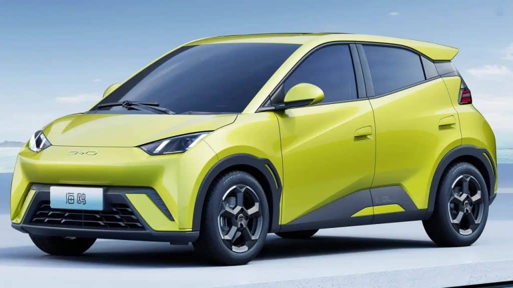 BYD lança carro elétrico baratinho, que poderá vir ao Brasil