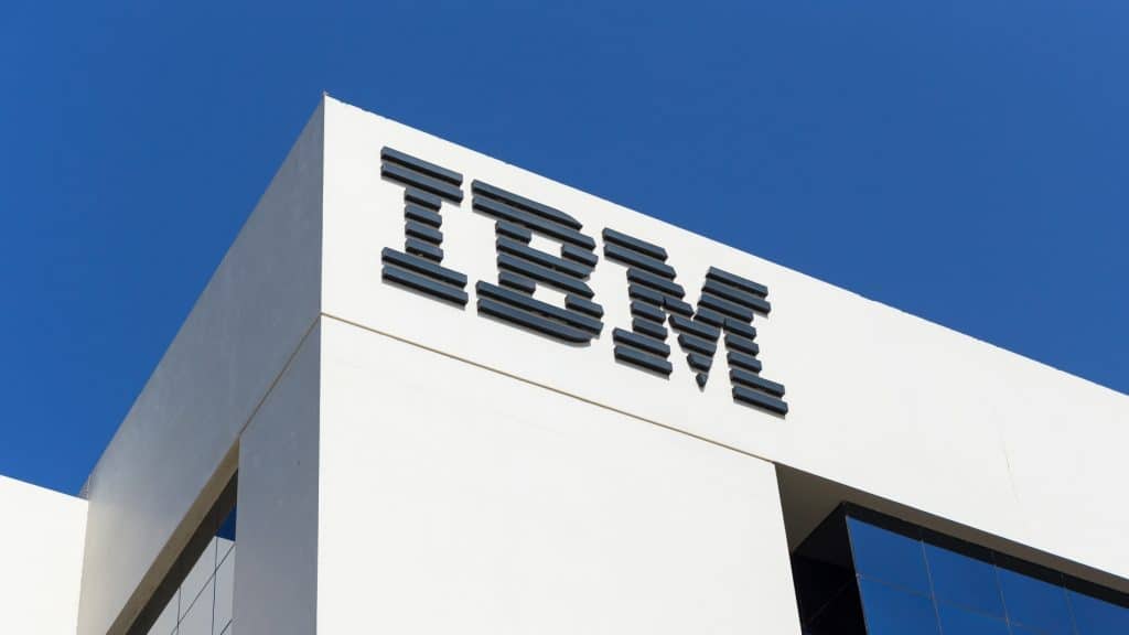 A IBM é uma empresa multinacional americana de tecnologia