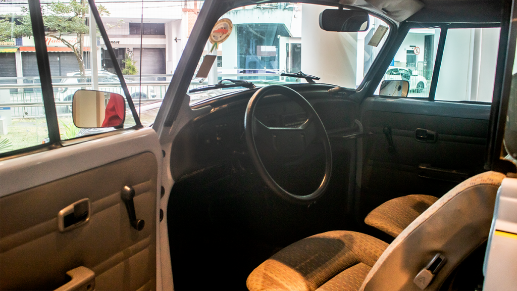 Imagem-mostrando-o-interior-do-fusca-Itamar