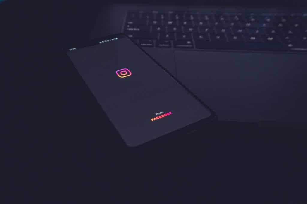 Instagram. Foto: Azamat E/Unsplash
