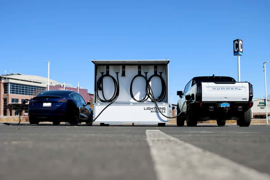 Carregador portátil Lightning Mobile (Imagem: divulgação/Lightning eMotors)