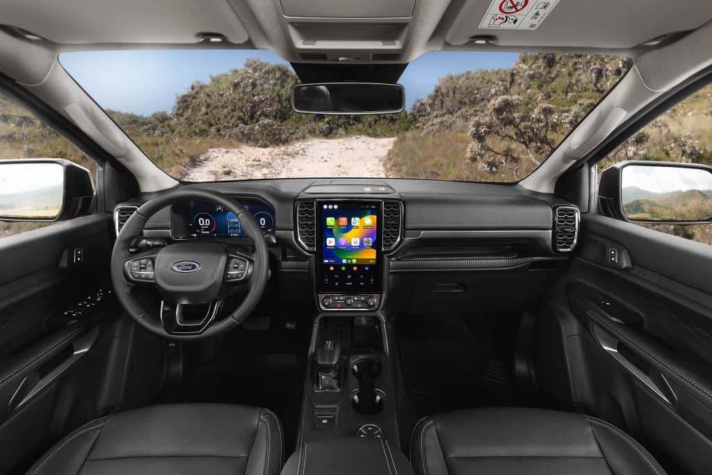 Ford Ranger terá duas telas de 12" (Imagem: divulgação/Ford)