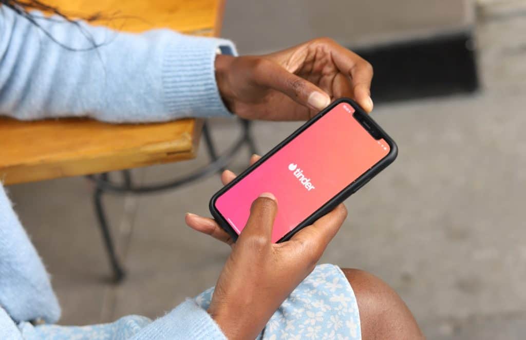 Tinder. Foto: Good Faces Agency/Unsplash