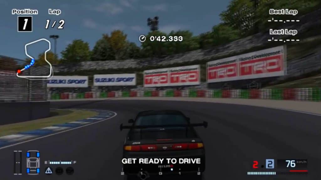 Carro de Gran Turismo 4 em pista