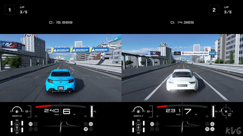 2 carros lado a lado no jogo gran turismo 7