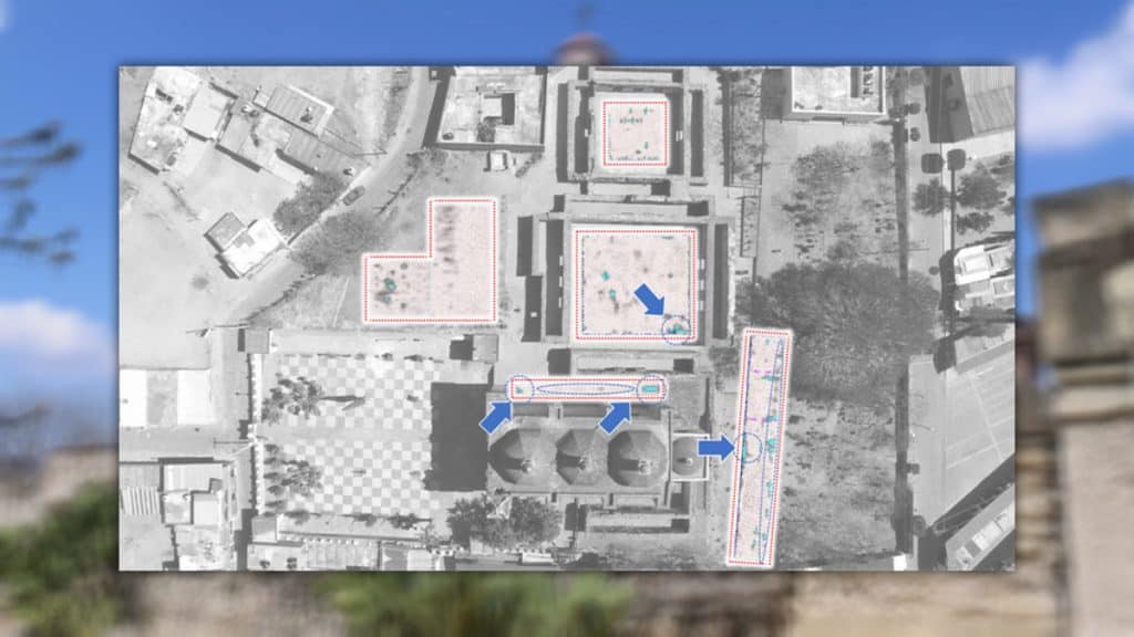 Desenho de labirinto embaixo de igreja no México