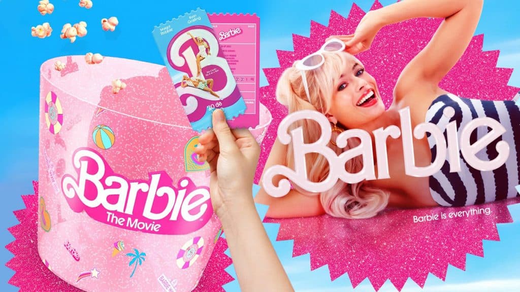 Itens do combo do filme da Barbie mostra balde rosa com glitter e card holográfico