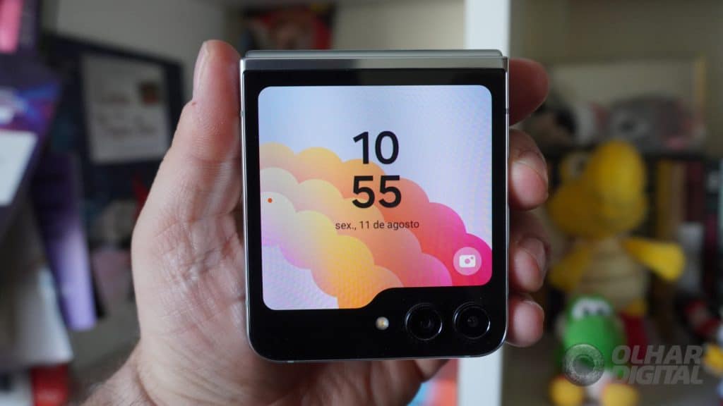 Galaxy Z Flip 5 (Imagem: André Fogaça/Olhar Digital)