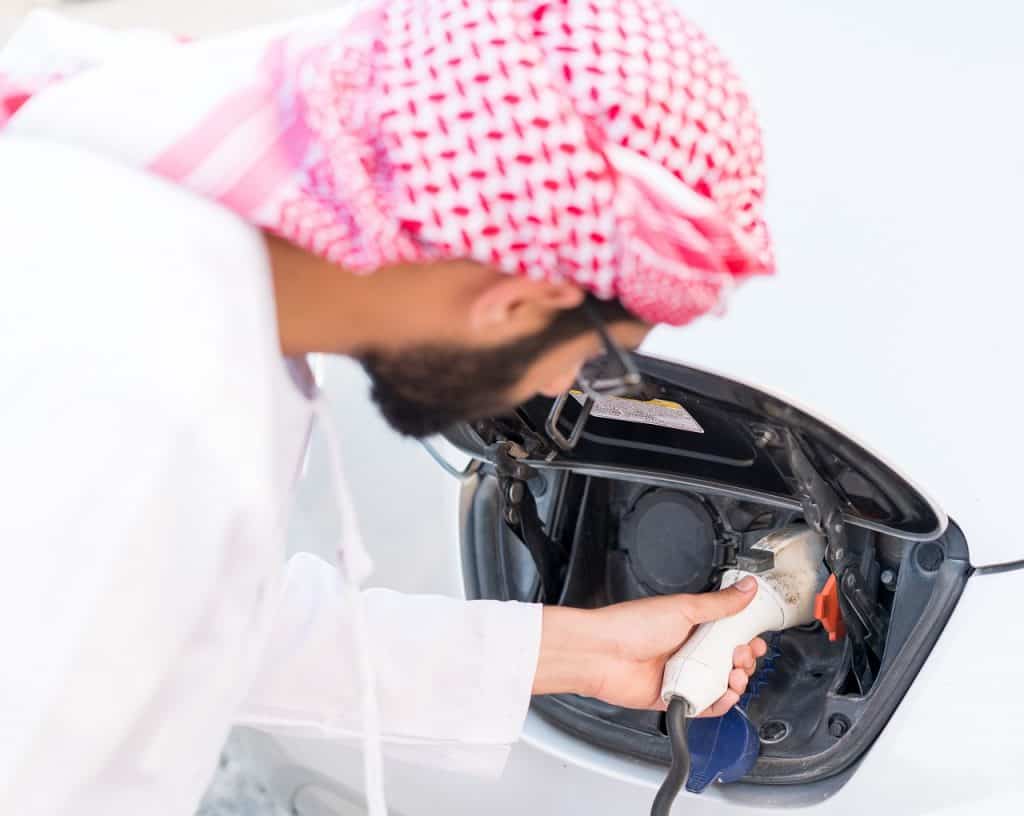 tesla arábia saudita