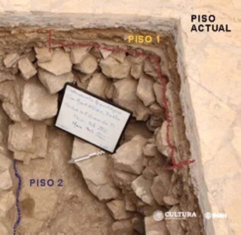 Diferentes pisos encontrados debaixo do átrio da capela de São Miguel 