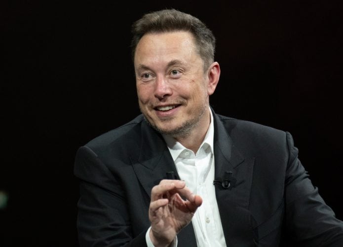 Elon Musk says the Neuralink chip can restore vision