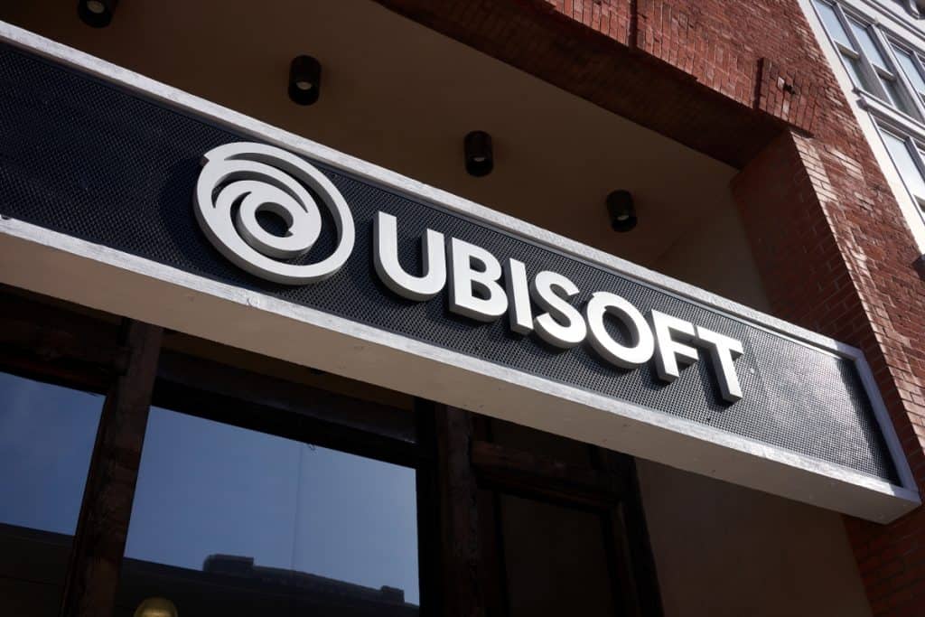 Em reestruturação, Ubisoft fecha estúdio e corta 185 empregos A Ubisoft anunciou o fechamento de seu estúdio em Leamington, no Reino Unido, e reestruturações significativas em outros estúdios ao redor do mundo, incluindo a Ubisoft Reflections em Newcastle, Ubisoft Düsseldorf na Alemanha e Ubisoft Stockholm na Suécia. Ubisoft