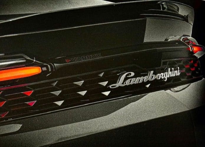 Urus: Lamborghini divulga 1° imagem de seu crossover renovado 