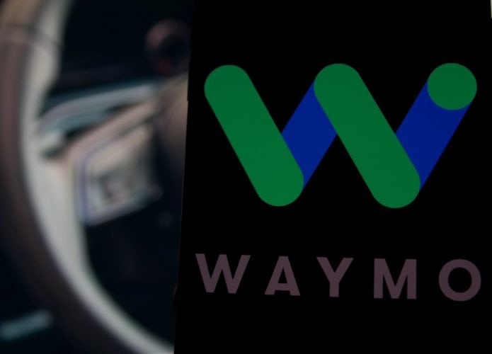 Robotáxis da Waymo vão começar a operar em Los Angeles, com corridas gratuitas