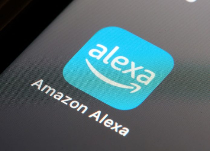 Image showcasing Amazon não vai mais pagar bônus para desenvolvedores da Alexa