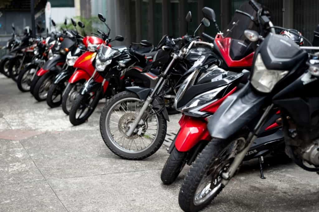 Estas foram as motos mais vendidas no Brasil em setembro Dados da Federação Nacional da Distribuição de Veículos Automotores (Fenabrave) confirmam o bom momento do mercado de motos no Brasil. Até o terceiro trimestre deste ano, foram emplacadas 1.613.773 motocicletas no país, um crescimento de 14,43% em relação ao mesmo período de 2024. Estas foram as motos mais vendidas no Brasil em setembro