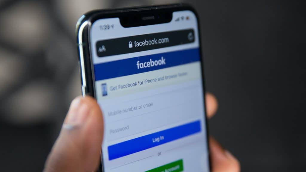 celular e redes sociais