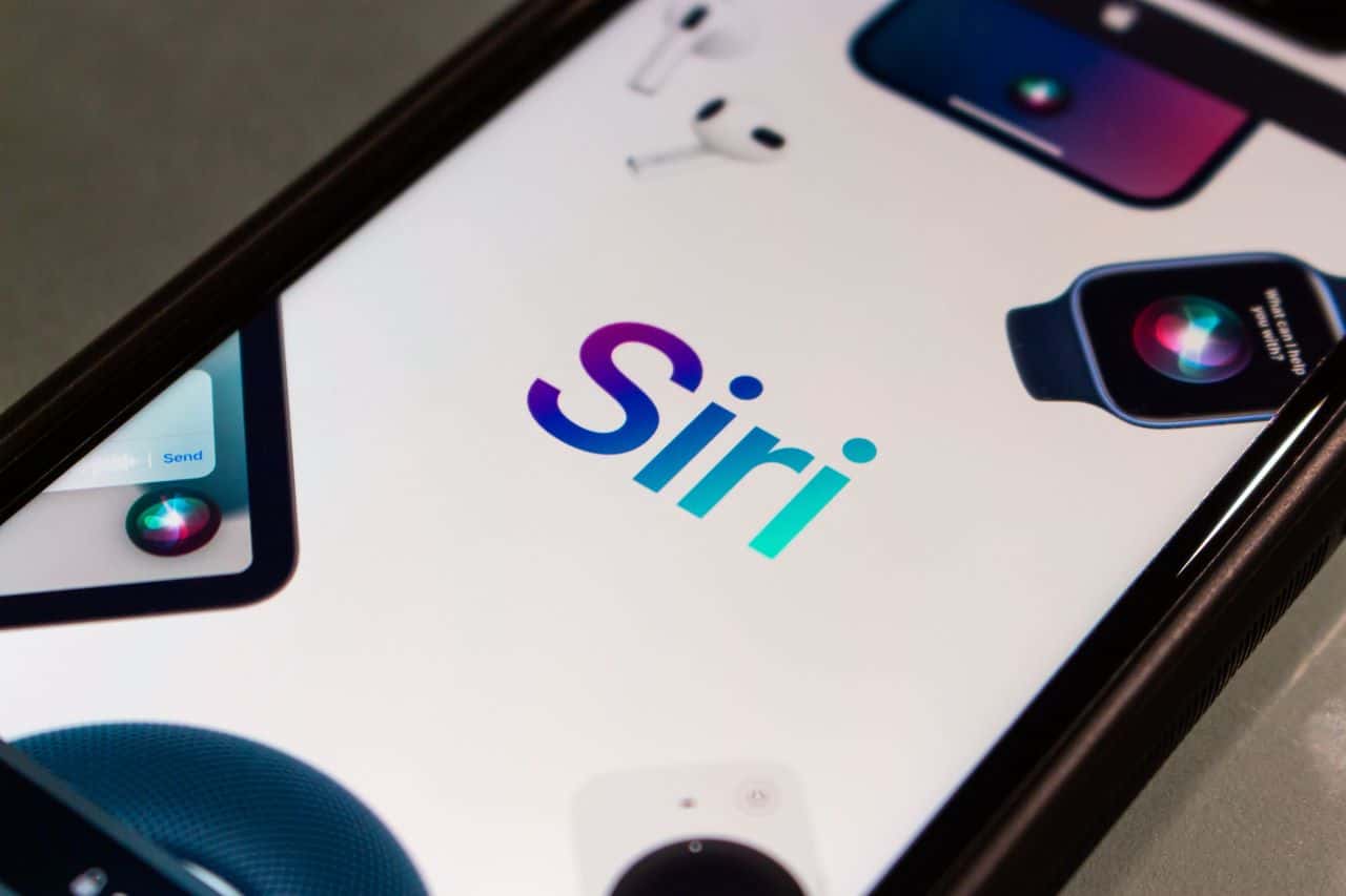 Apple is betting on Siri to compete with ChatGPT at WWDC 2024