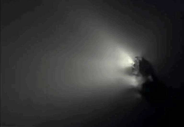 [ Cometa 1P/Halley registrado pela Giotto em 1986 - Créditos: ESA/MPS (H. U. Keller)/Daniel Macháček ]