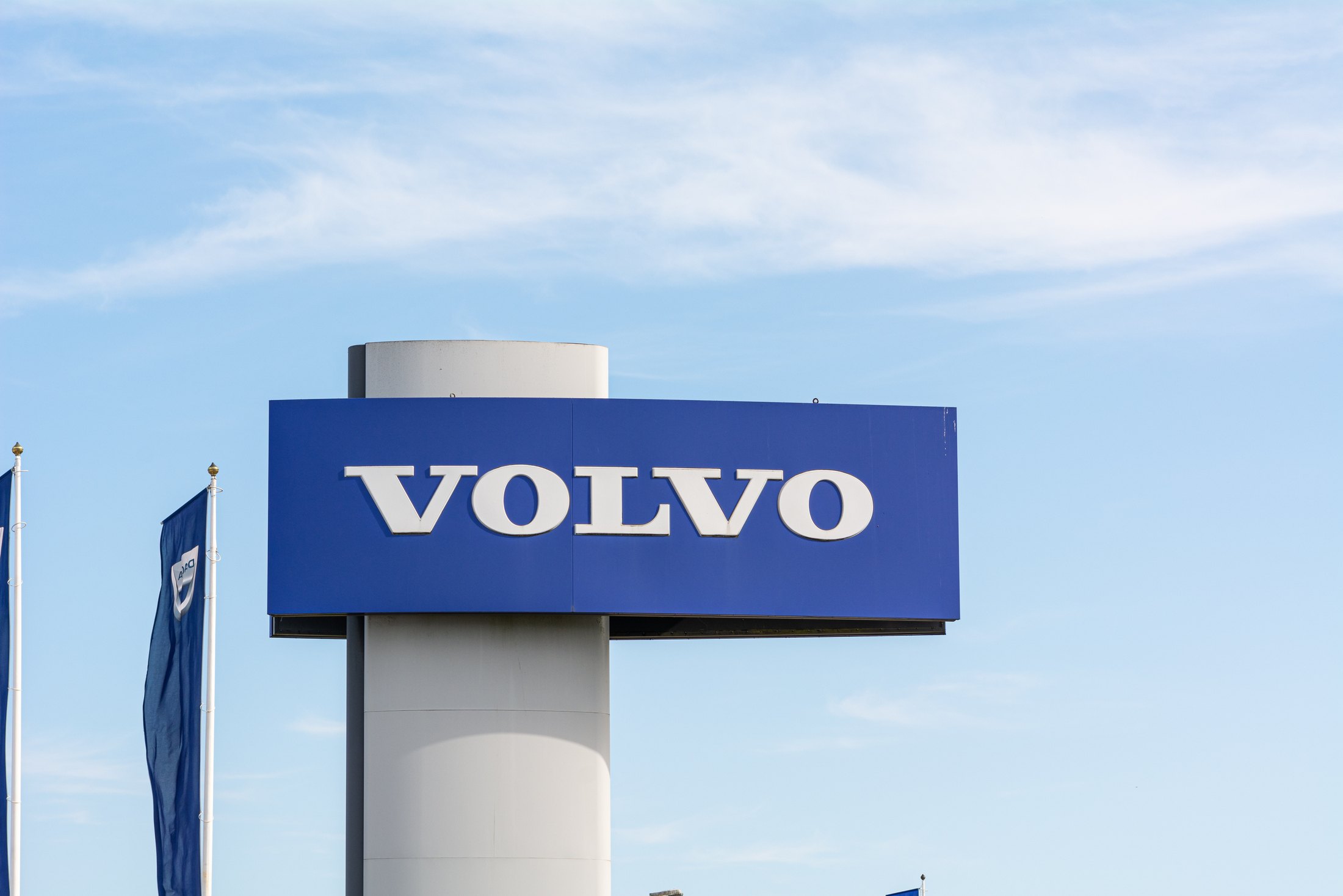 Volvo fará recall de SUV elétrico recém-lançado