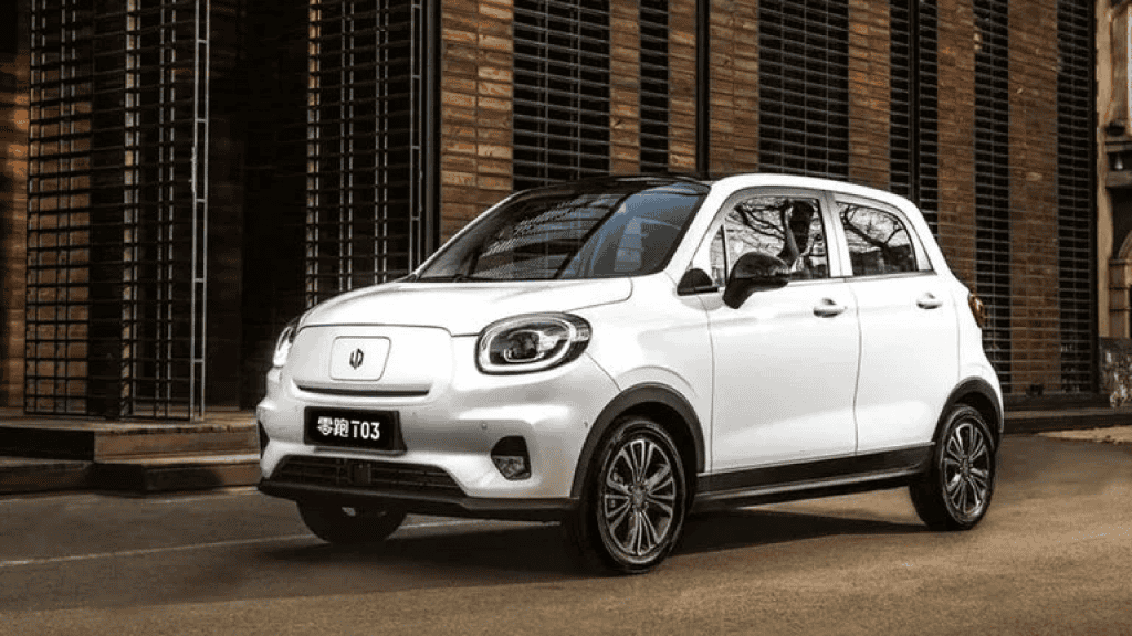 Imagem mostra o carro elétrico compacto Leapmotor T03, da Stellantis