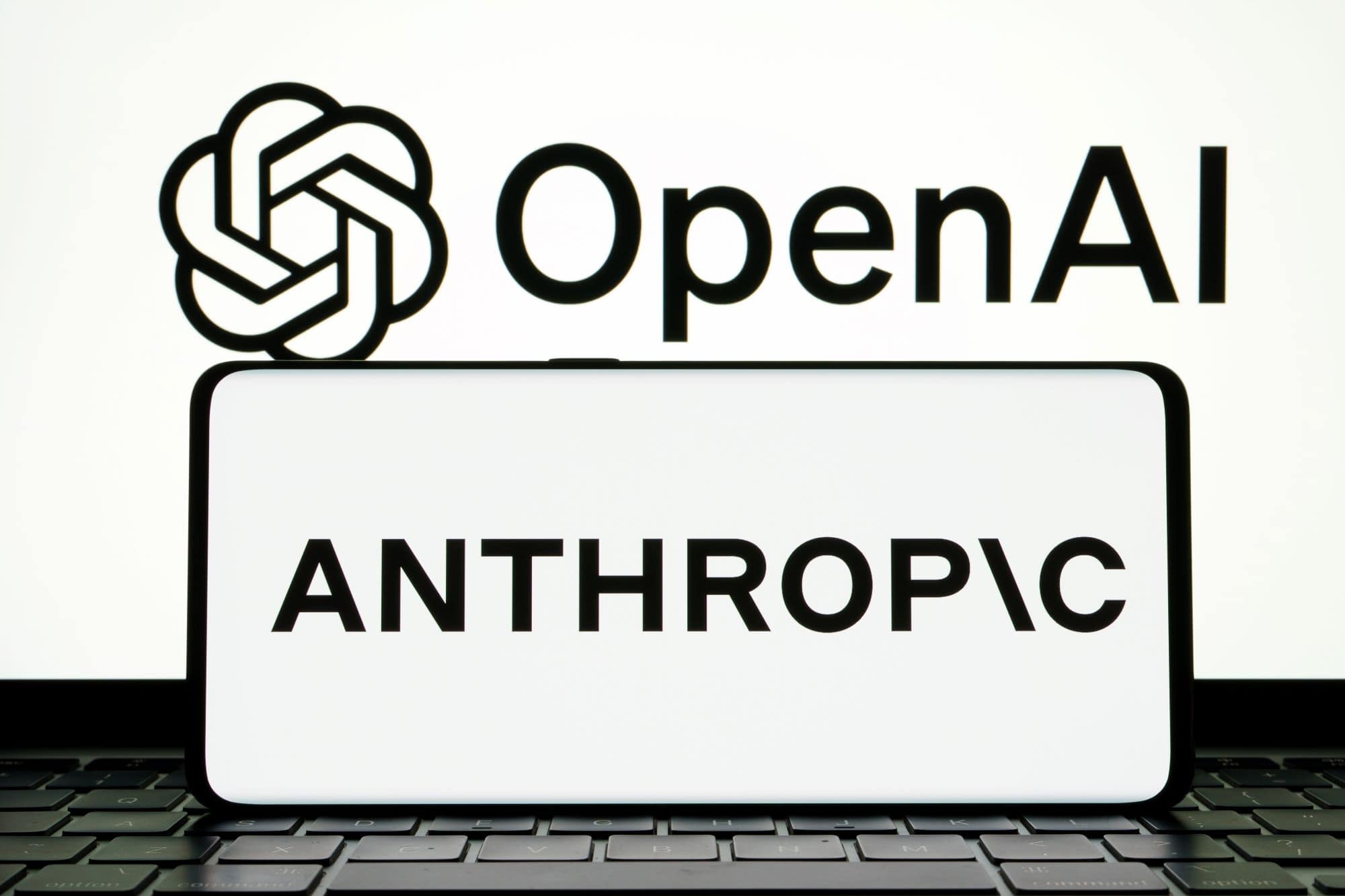 Rival da OpenAI projeta crescimento avassalador até 2026