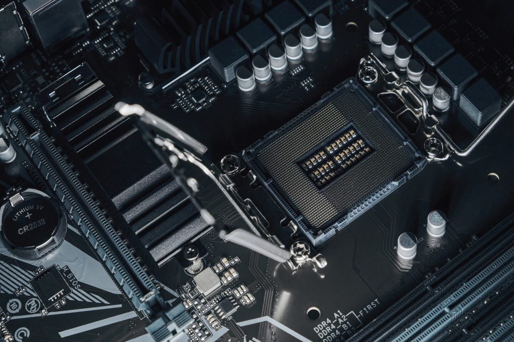 Placa-mãe com espaço para processador vazio