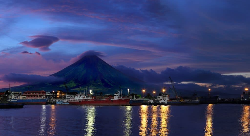 Ilha Luzon à noite