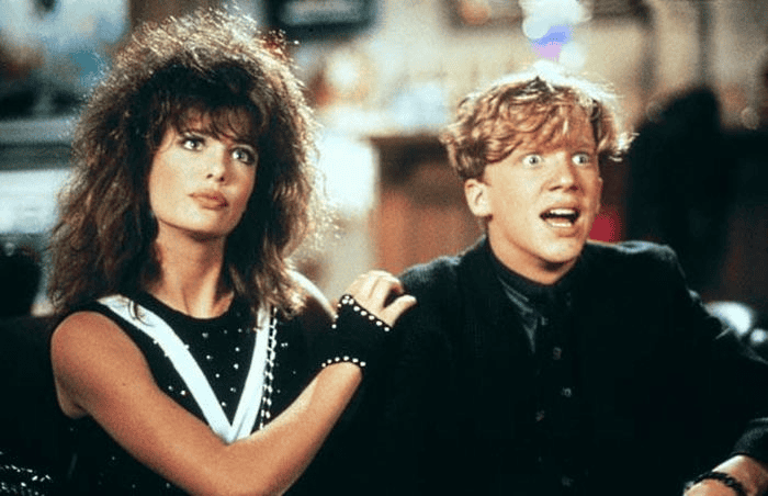 Mulher Nota 1000 (Weird Science) - 1985